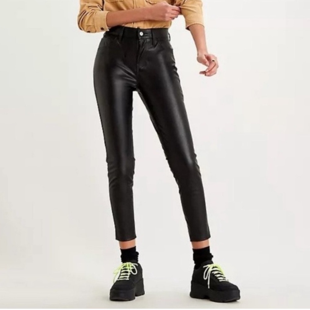 NWT Levi’s | Women’s Black Faux Leather Premium 720 High-Rise Super Skinny Pants